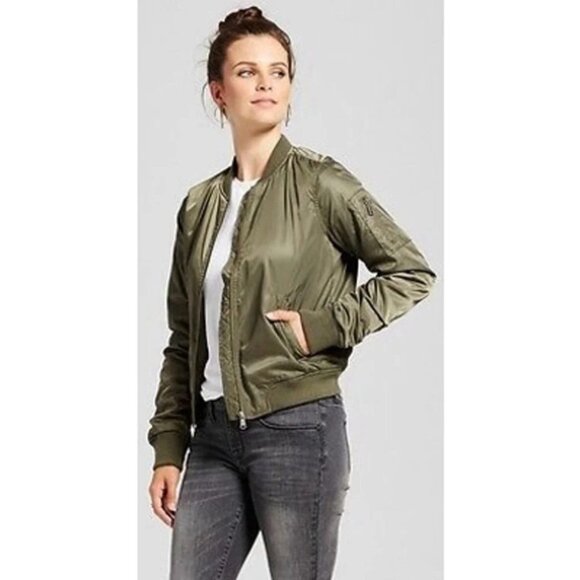 Xhilaration Jackets & Blazers - NWT Xhilaration Bomber Full Zip Jacket Quilted Lining Olive Green Juniors Large